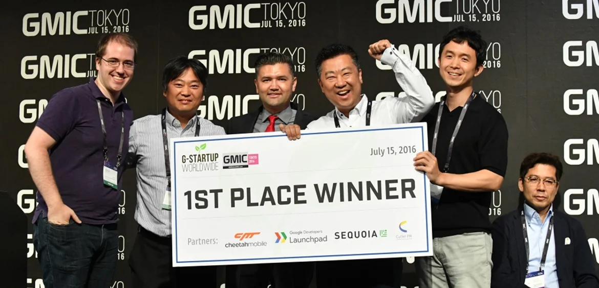 Interactor celebrating victory at G-Startup Worldwide in GMIC Tokyo 2016